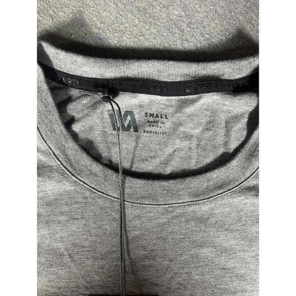 NWT VRST New UV Protection Breathable Men's Gray Cotton Pocket T Shirt Small - Picture 3 of 6